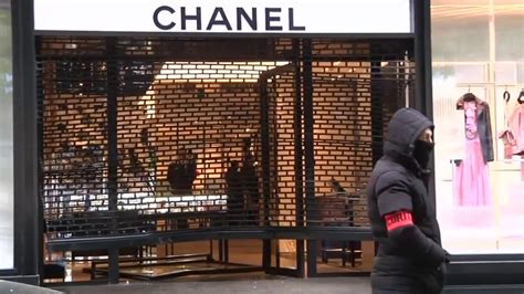 chanel robbery paris|short hills mall robbery chanel.